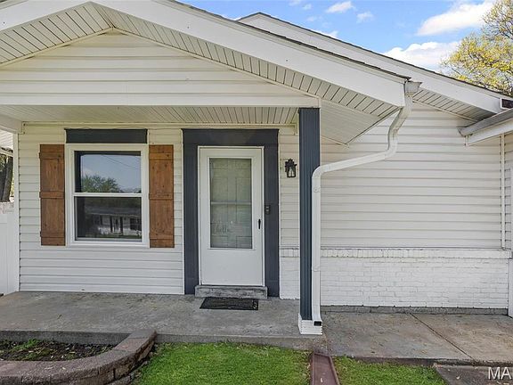 5th image of 2350 Lindsay Ln