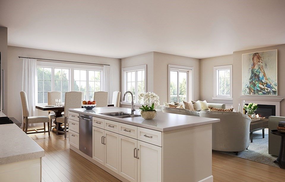 2nd image of 33 Wolcott Woods Ln #33