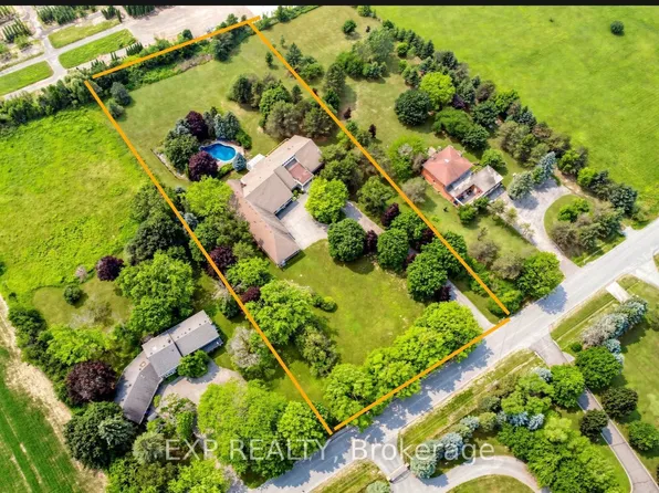 18 McCowan Ln, Whitchurch Stouffville, ON L4A 4C1