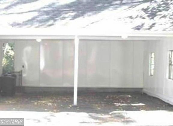 3rd image of 2 Berkley Pl
