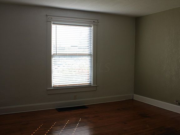 3rd image of 156 Grant St