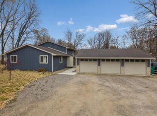 5992 20th St SW, Waverly, MN 55390