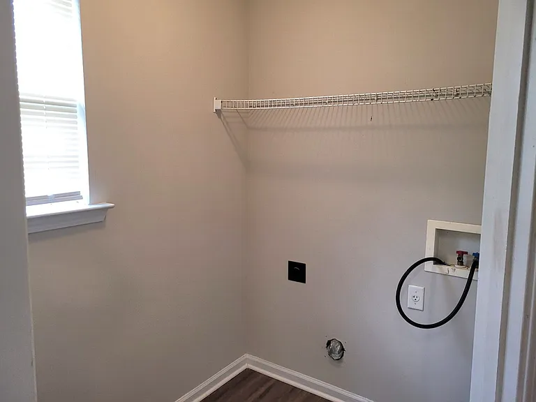 5616 Corvin Ln — Photo 9