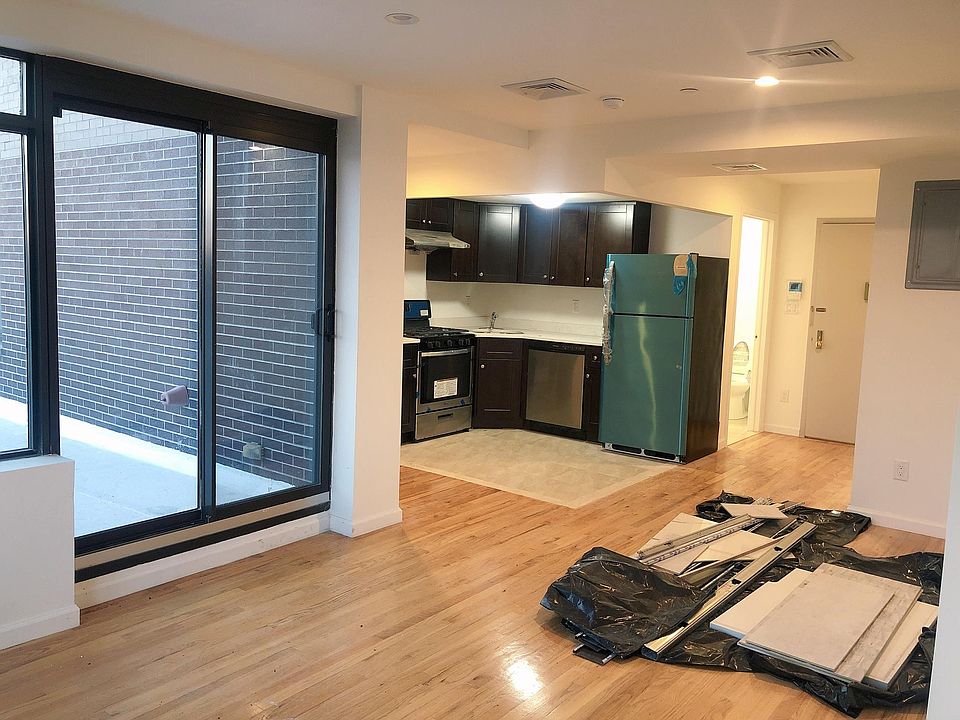 1st image of 7615 Bay Pkwy #7A