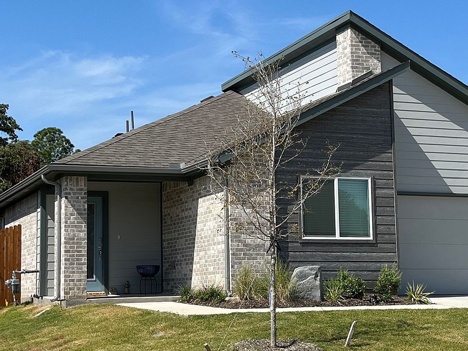 1st image of 2104 Tawny Dr