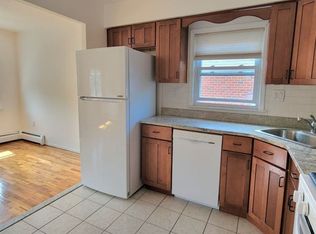 3628 166th St #3F, Flushing, NY 11358