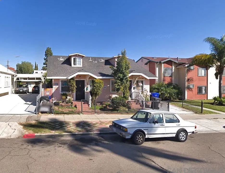 1st image of 3831-33 41st St