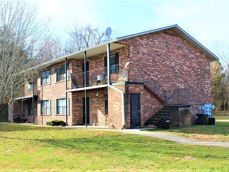 111 Raintree Ln #C — Photo 4