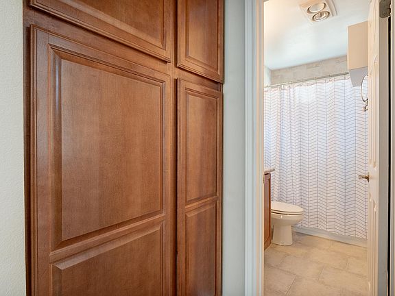 4th image of 4737 34th St Unit 3