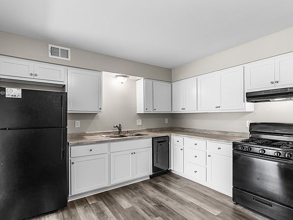 5th image of 12804 W Hampton Ave #2