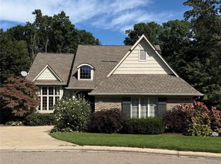 4475 Quebec Ln, Brighton, MI 48116