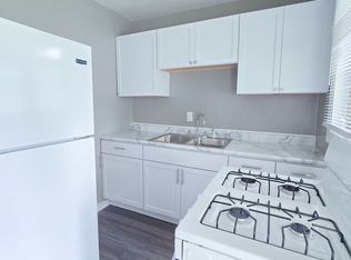 627 N Main St, Tipton, IN 46072