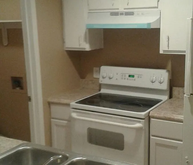 5808 Sweeney Cir #D — Photo 2