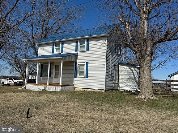 3rd image of 337 Old Charles Town Rd