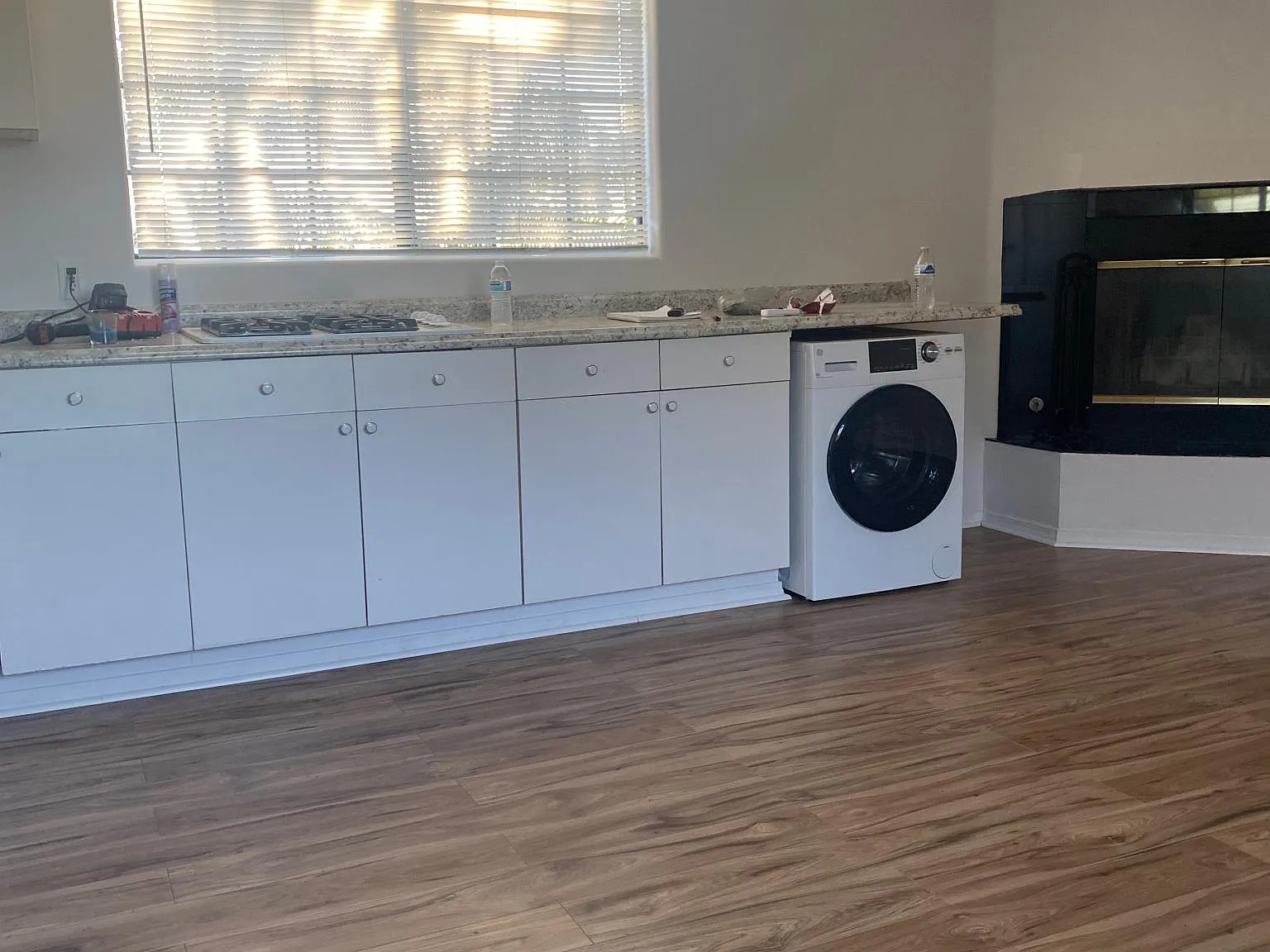 Studio, 460 sqft, $1,799 — Photo 2