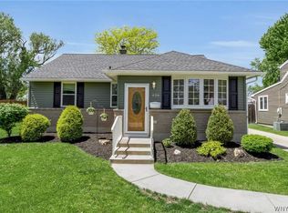 426 Ashford Ave, Tonawanda, NY 14150