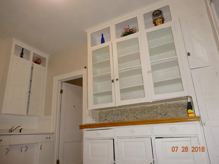 467 Norwood Ave #1R — Photo 17