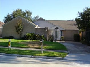 11531 Overbrook Ln, Houston, TX 77077