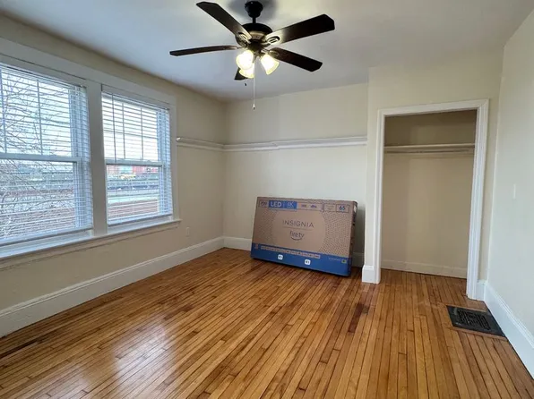 8 Wadsworth St, Allston, MA 02134