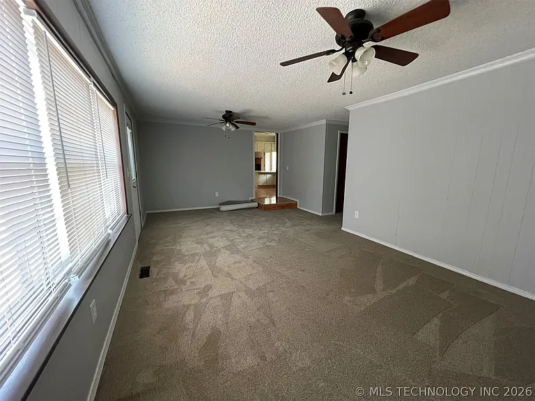 278 Hickory Dr — Photo 19
