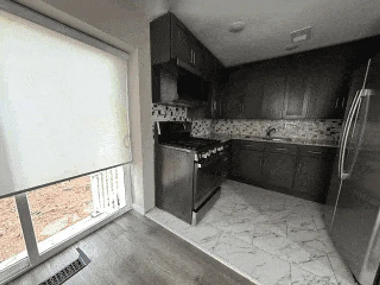 8008 Algon Ave — Photo 25