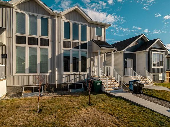 3rd image of 269 Grassland Blvd W