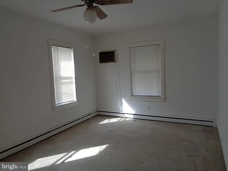 314 Victoria St — Photo 10