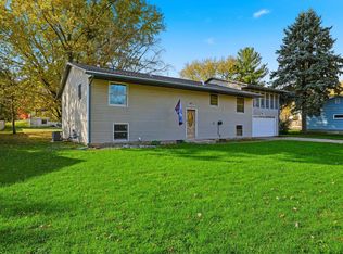 1056 Birch Ave, Red Wing, MN 55066
