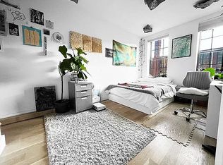 4 Charlotte St #3, Ridgewood, NY 11385