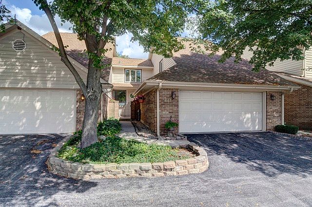 1st image of 1647 Old Oak Pl