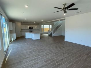 6381 E Robinson Ave, Fresno, CA