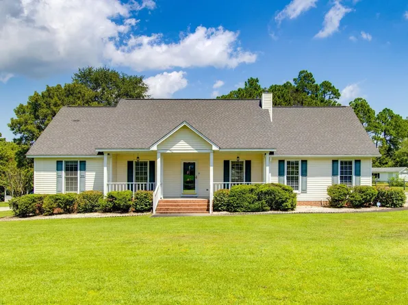 68 Oak Ridge Dr, Lugoff, SC 29078
