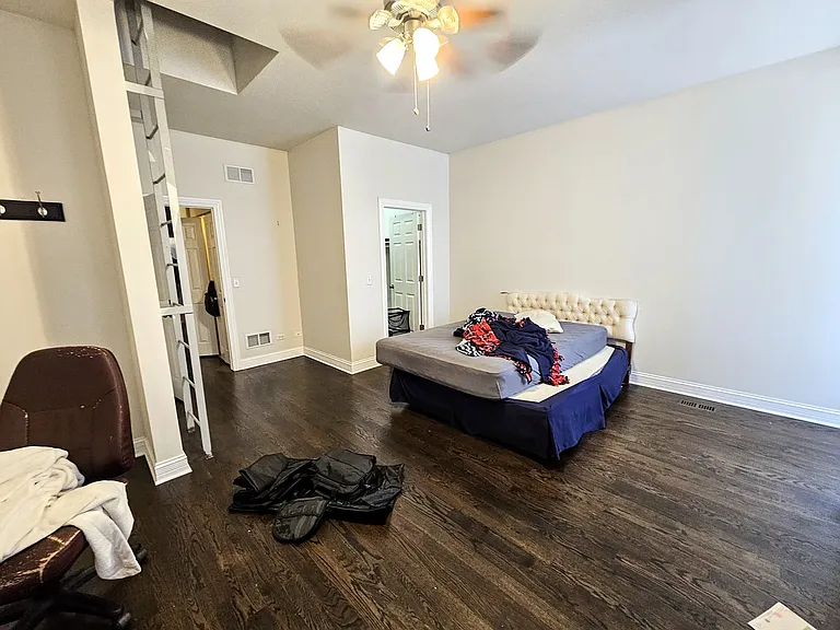939 W Armitage Ave #B — Photo 12