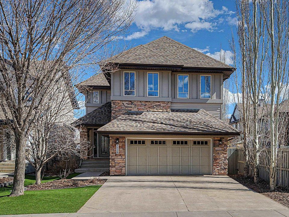 1st image of 1110 Armitage Cres SW