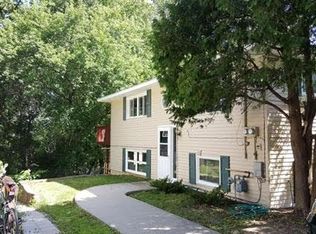 1526 3rd Ave NW, Rochester, MN 55901