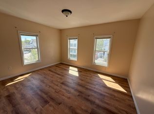 10 Walker St #2, Concord, NH 03301