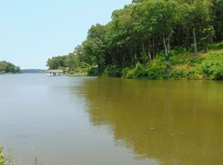 4 Wilson Lake Shrs, Muscle Shoals, AL 35661