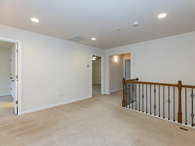 416 Charleville Ct — Photo 24