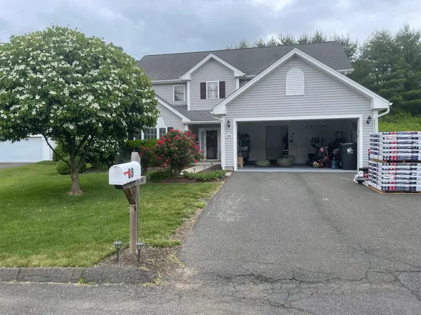 45 Pocono Ln #38, Danbury, CT 06810