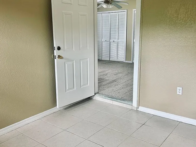 2949 N Covington Dr — Photo 20