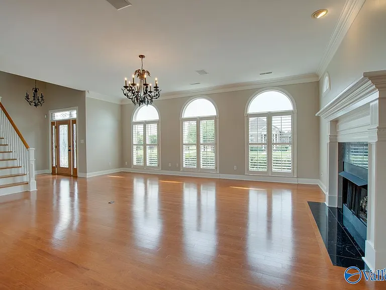 3017 Brunswick Cir SE — Photo 17