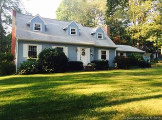 50 Colleen St, Killingly, CT 06239