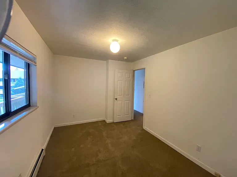 695 Manhattan Dr #214 — Photo 9