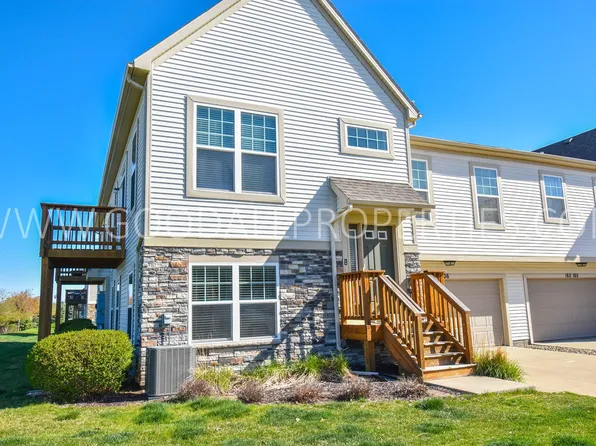 160 80th St Unit 106, West Des Moines, IA 50266