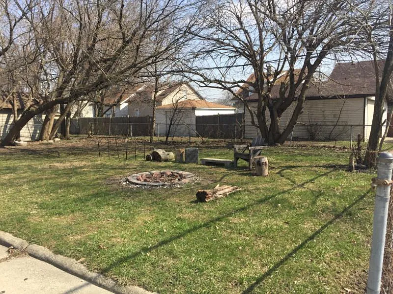 175 W George Ave photo 1