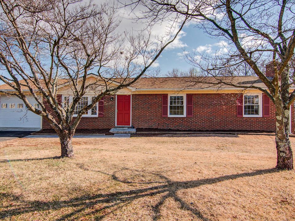 1st image of 430 Aragona Dr