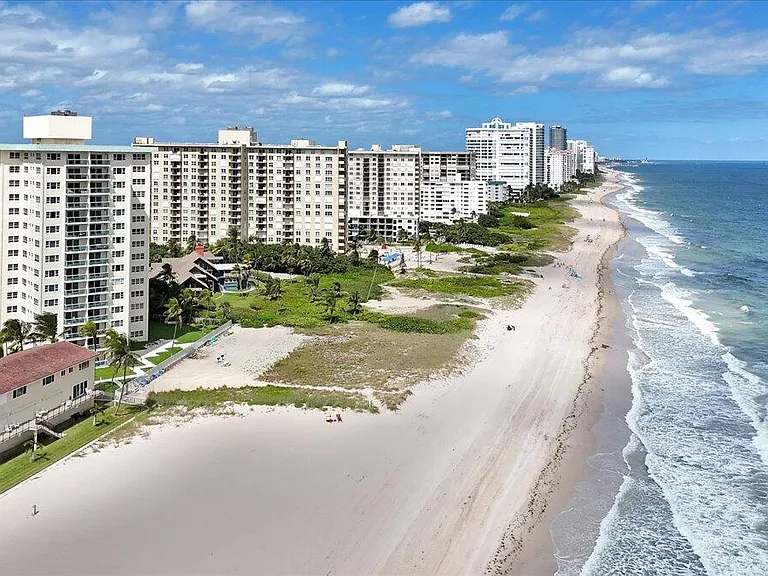 6000 N Ocean Dr #7C — Photo 2