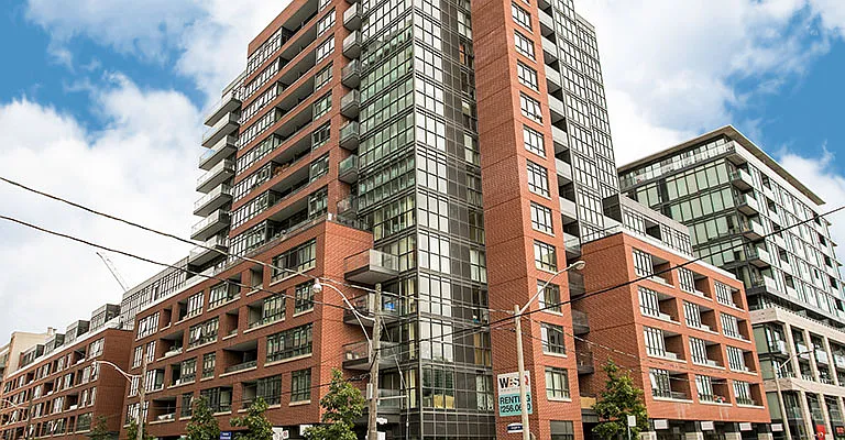 45 Lisgar St — Photo 2