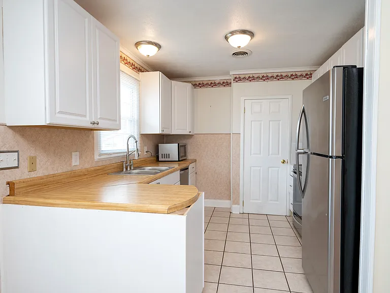 115 Cassidy Dr — Photo 14