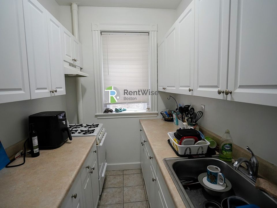 14 Orkney Rd APT 2, Brighton, MA 02135 Zillow